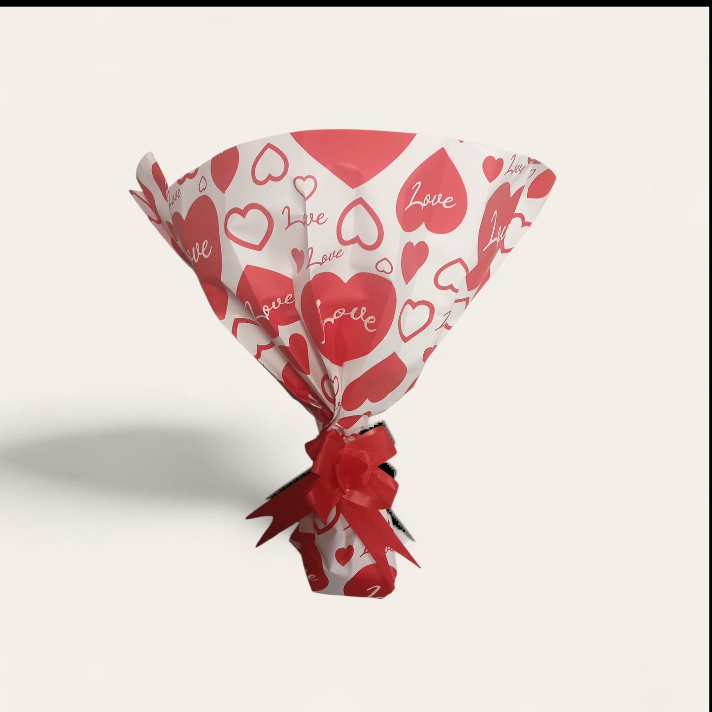 RAMO 12 ROSAS CON ACCESORIOS